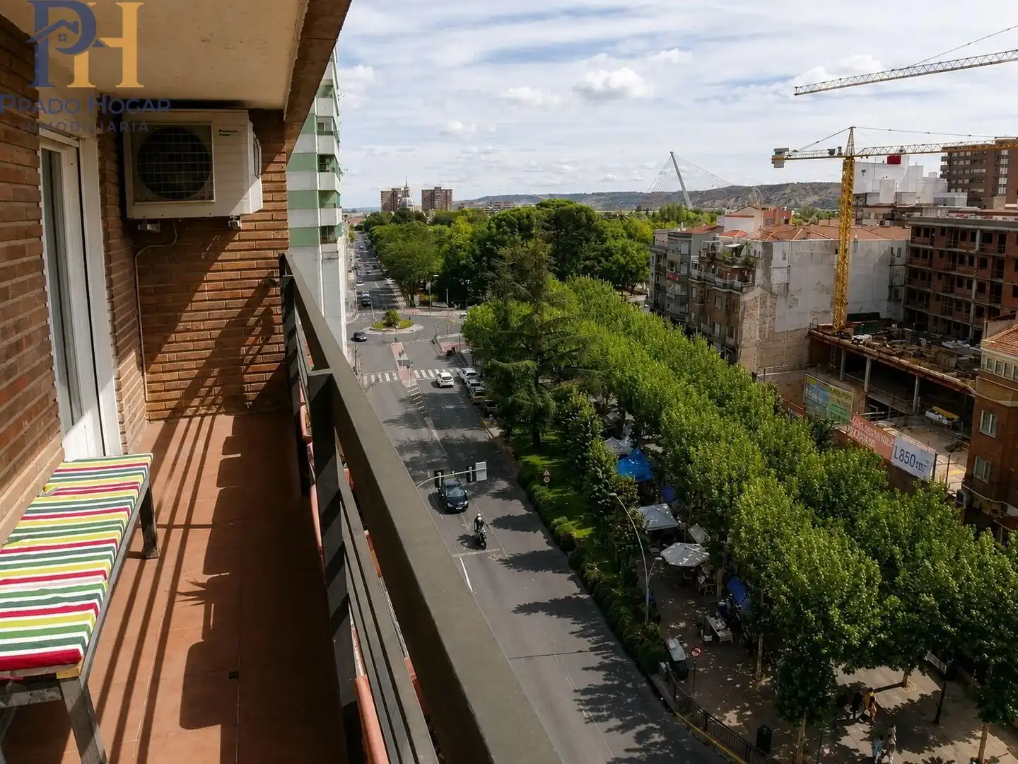 Vista exterior de Piso en venta en Talavera de la Reina con Aire acondicionado, Calefacción y Terraza