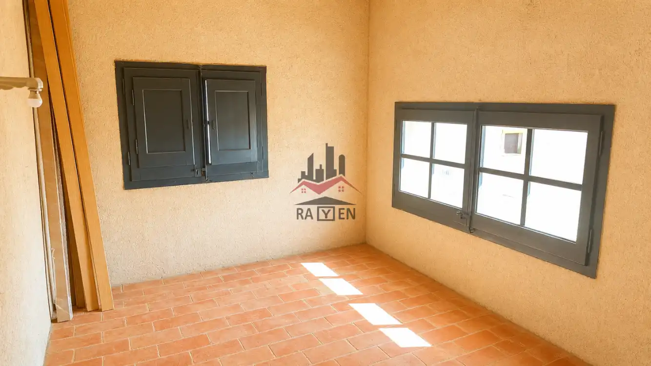 Detached homes for sale in Riumors