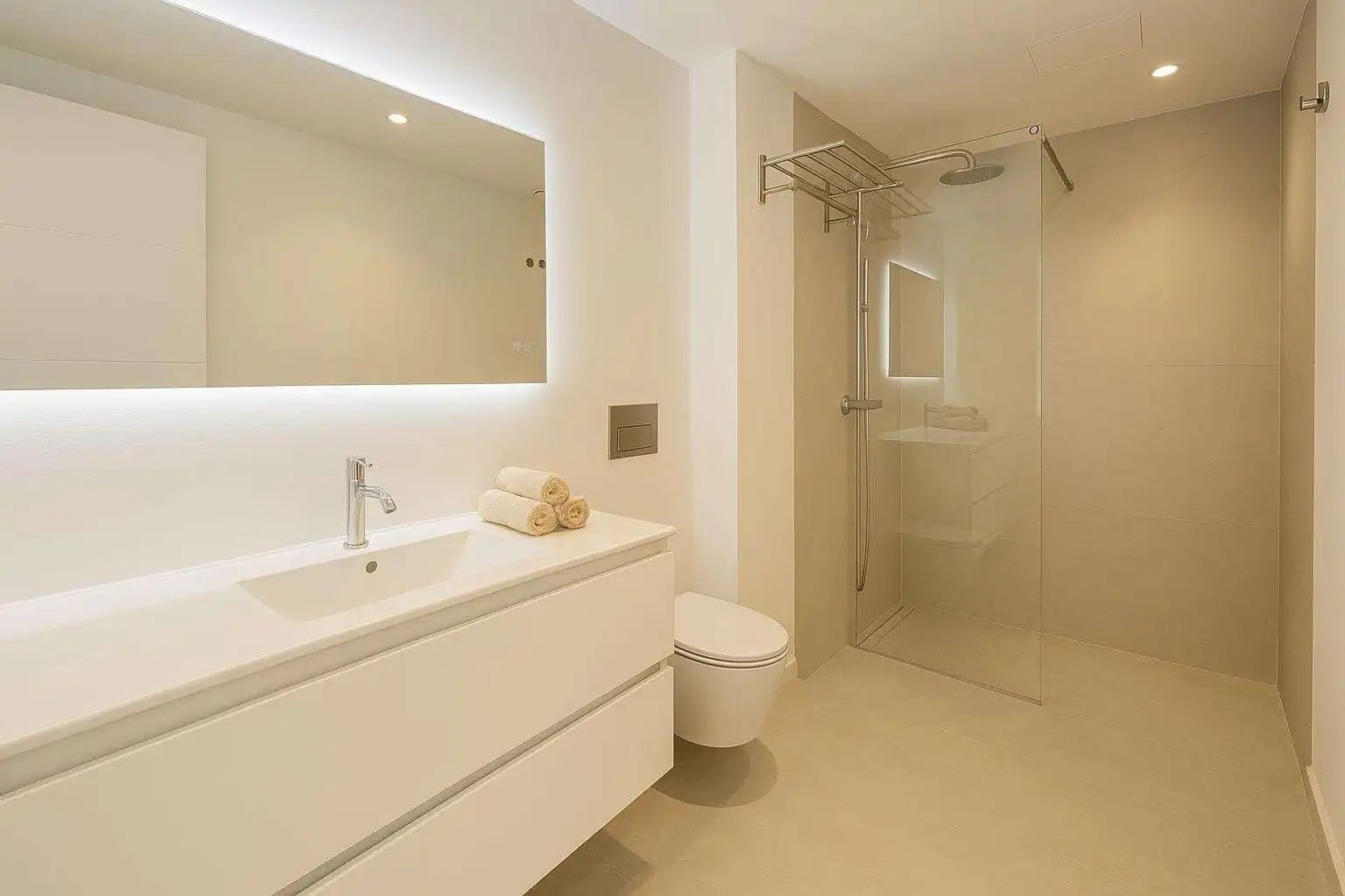 Bathroom of Detached homes for sale in Marratxí  with Air Conditioner, Heating and Parquet flooring