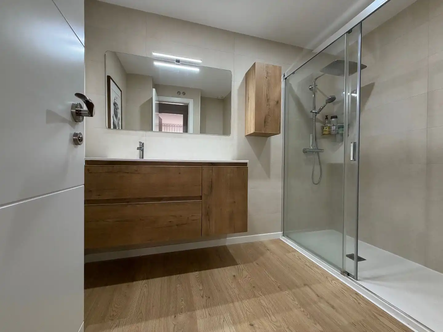 Bathroom of Flat for sale in Getafe  with Air Conditioner and Terrace