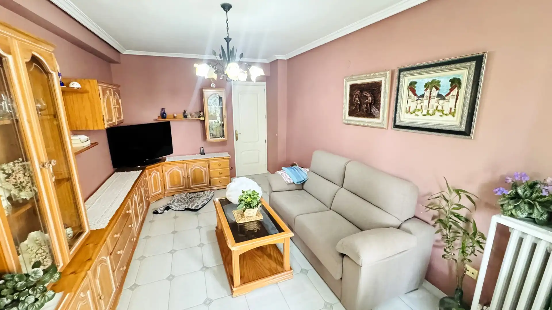 Living room of Flat for sale in Parla  with Air Conditioner, Heating and Private garden