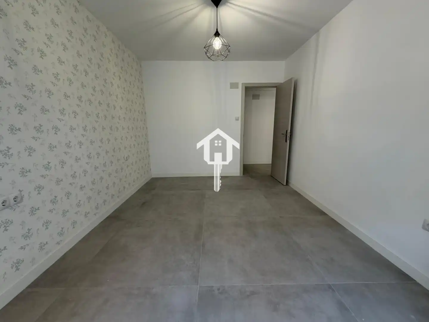 Piso en venta en Alicante / Alacant con Balcón
