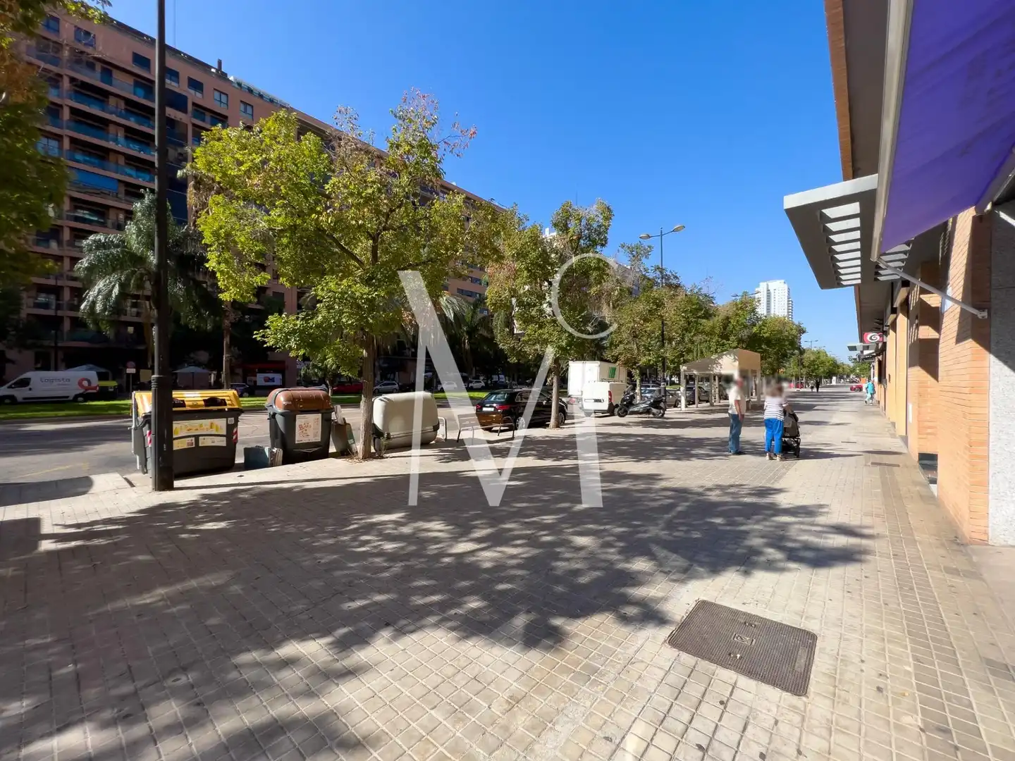 Vista exterior de Local de lloguer en Valencia