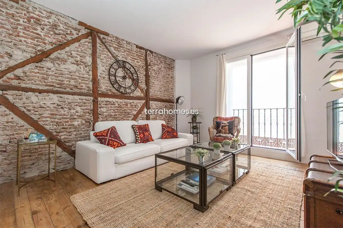 Sala de estar de Dúplex de alquiler en Madrid con Aire acondicionado, Calefacción y Amueblado