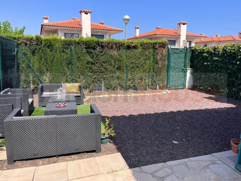 Terraced house with pool for sale in Calle Migjorn, imagen 2
