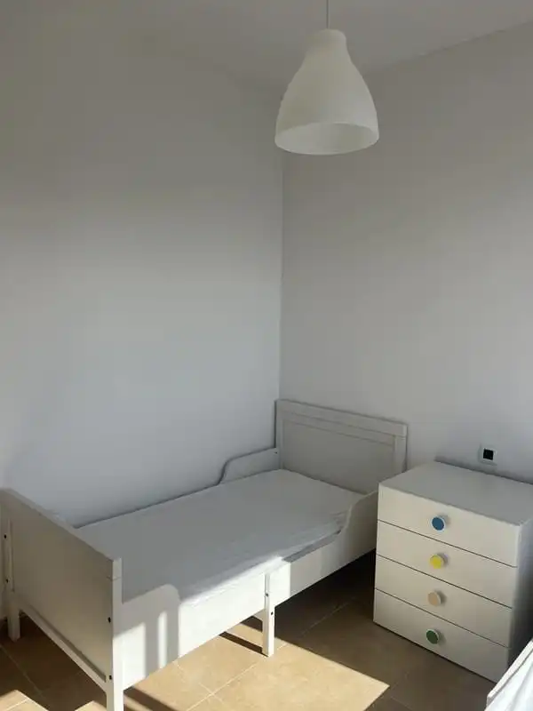 Dormitori de Casa adosada de lloguer en Santa Cruz de Tenerife amb Moblat, Forn i Rentadora