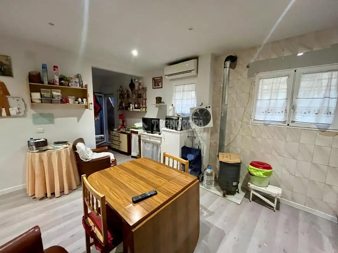 Cocina de Piso en venta en Horche con Calefacción y Jardín privado