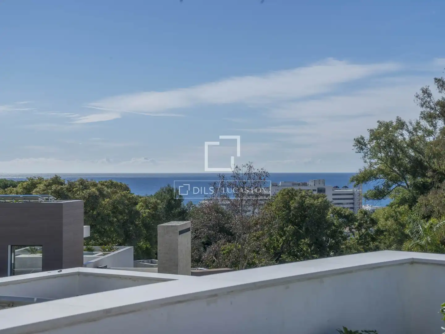 Vista exterior de Casa o chalet en venta en Marbella con Aire acondicionado, Calefacción y Jardín privado