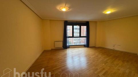 Photo 3 of Flat for rent in Calle de Trefacio, ., Canillas,  Madrid Capital