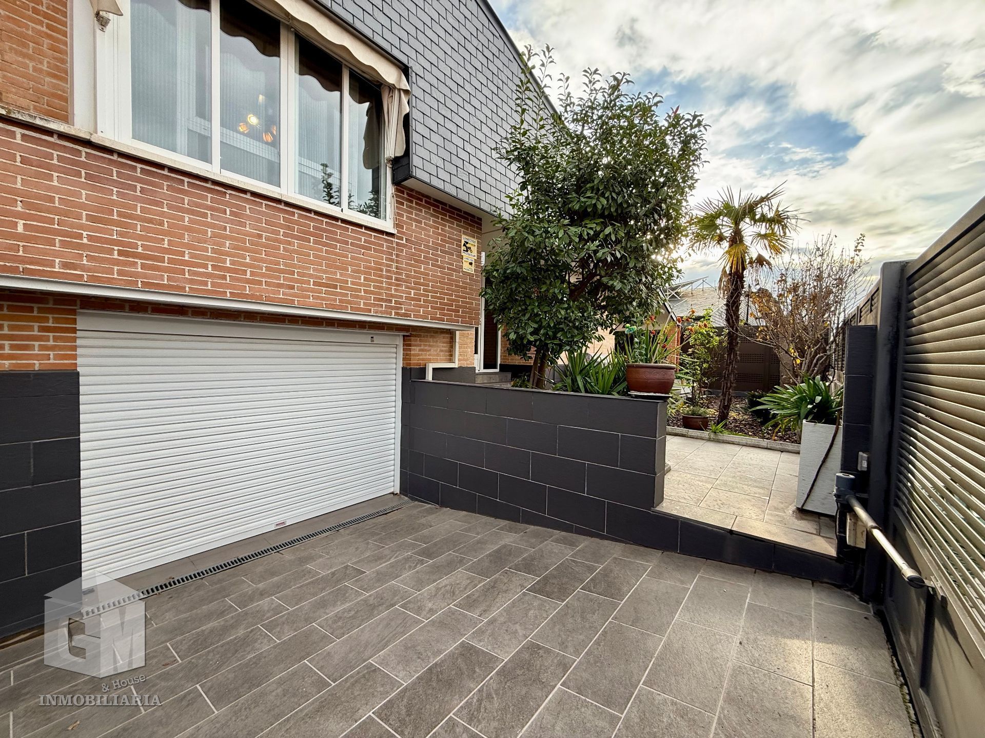 Single-family semi-detached for sale in La Cárcaba - El Encinar - Montemolinos