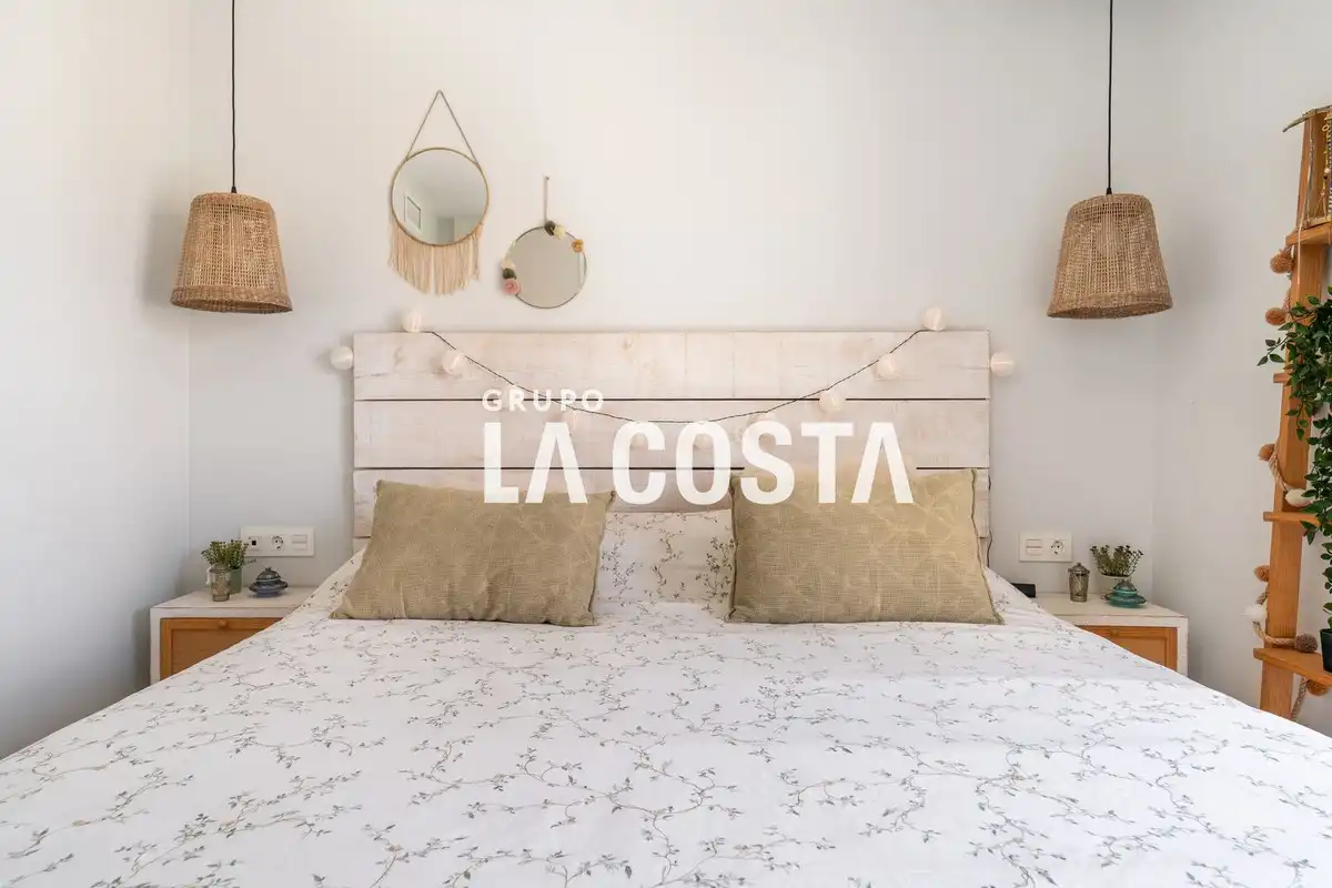 Habitación de Ático en venta en Torremolinos con Aire acondicionado, Terraza y Trastero
