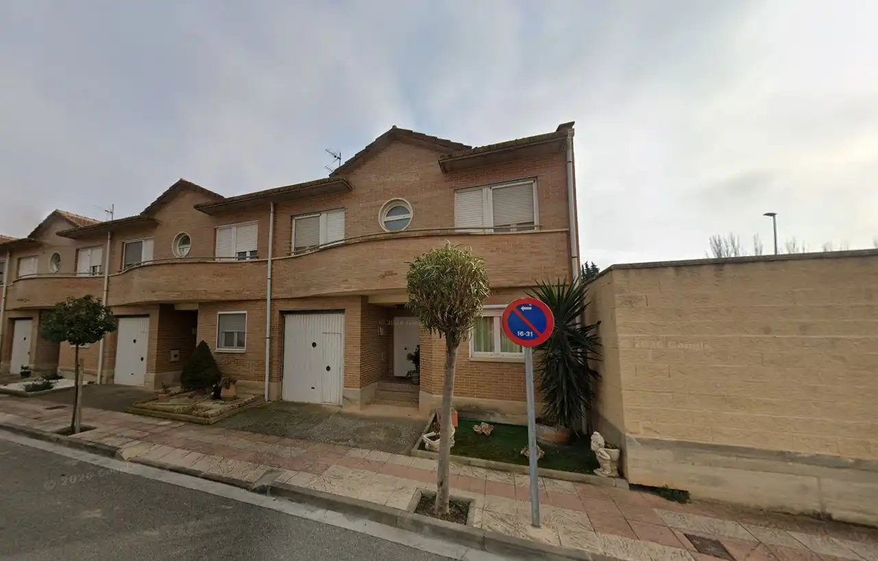 Maison jumelée à vendre à C/ Donantes de Sangre