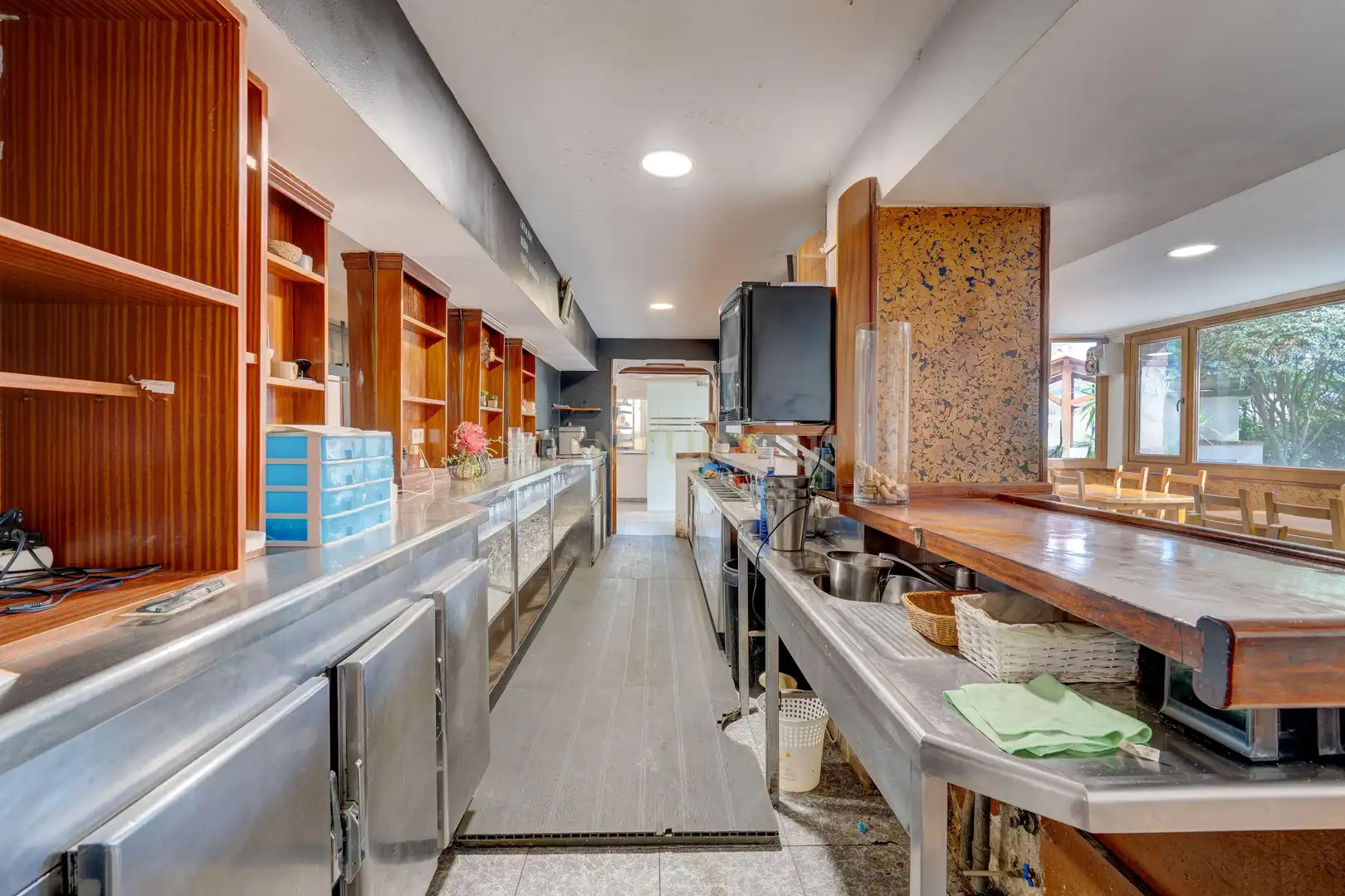 Kitchen of Commercial properties for sale in Deba  with Air Conditioner