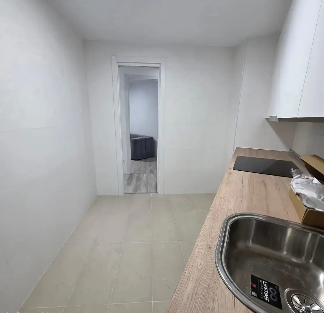 Flat for sale in Madrid  with Heating, Private garden and Furnished