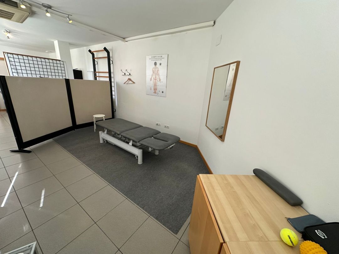 Office for sale in Vitoria - Gasteiz  with Air Conditioner