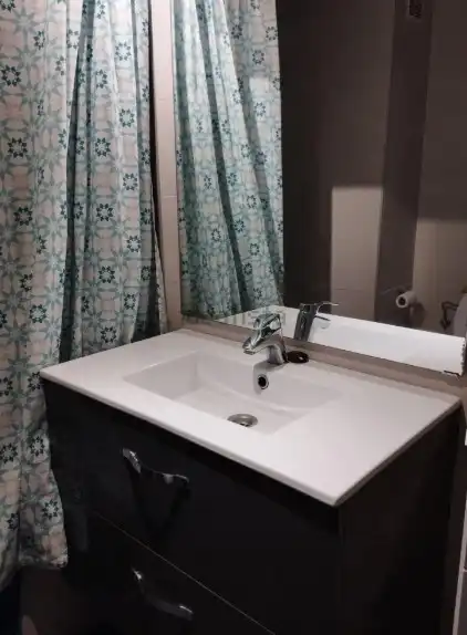 Baño de Piso de alquiler en Málaga con Aire acondicionado, Amueblado y Lavadora