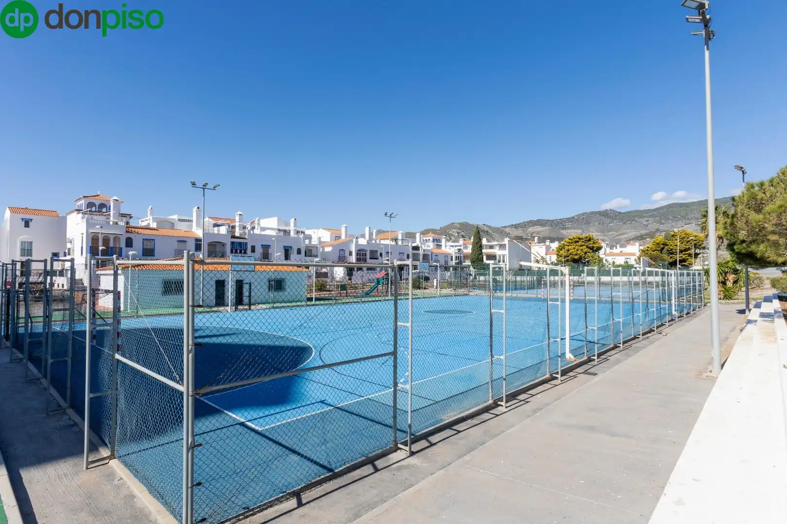 Àtic amb piscina en venda a COMETA HALLEY, imagen 38