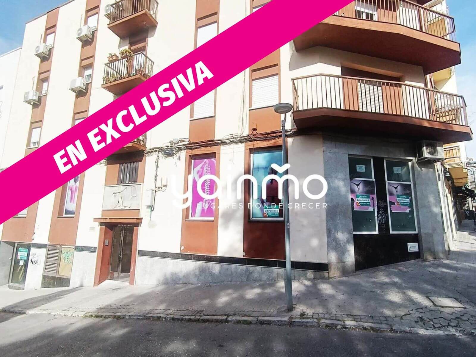 Vista exterior de Local de lloguer en  Jaén Capital