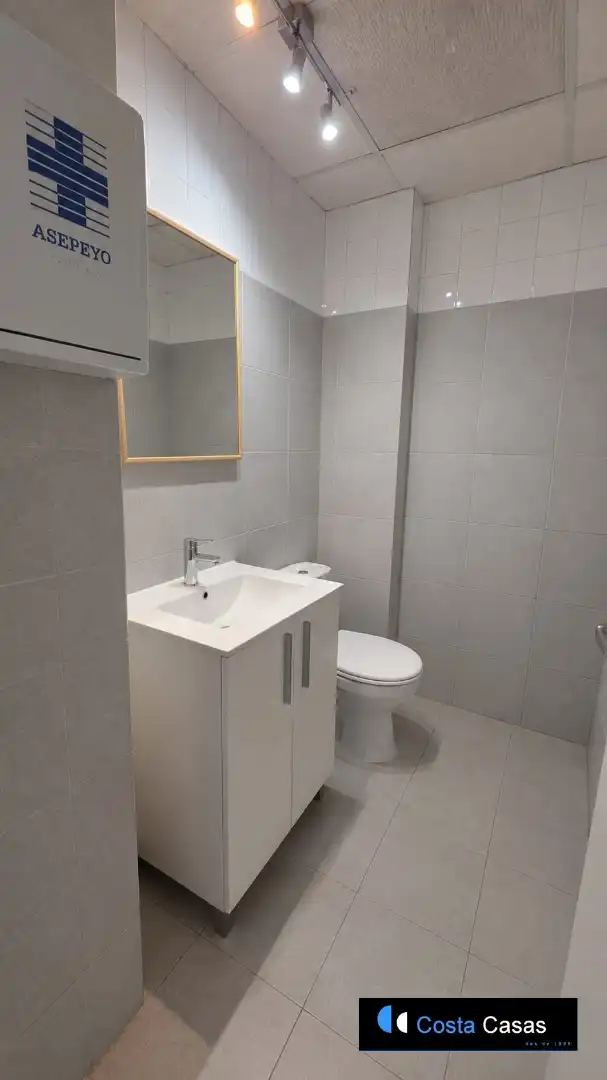 Local comercial en venta en Carrer Major, imagen 4