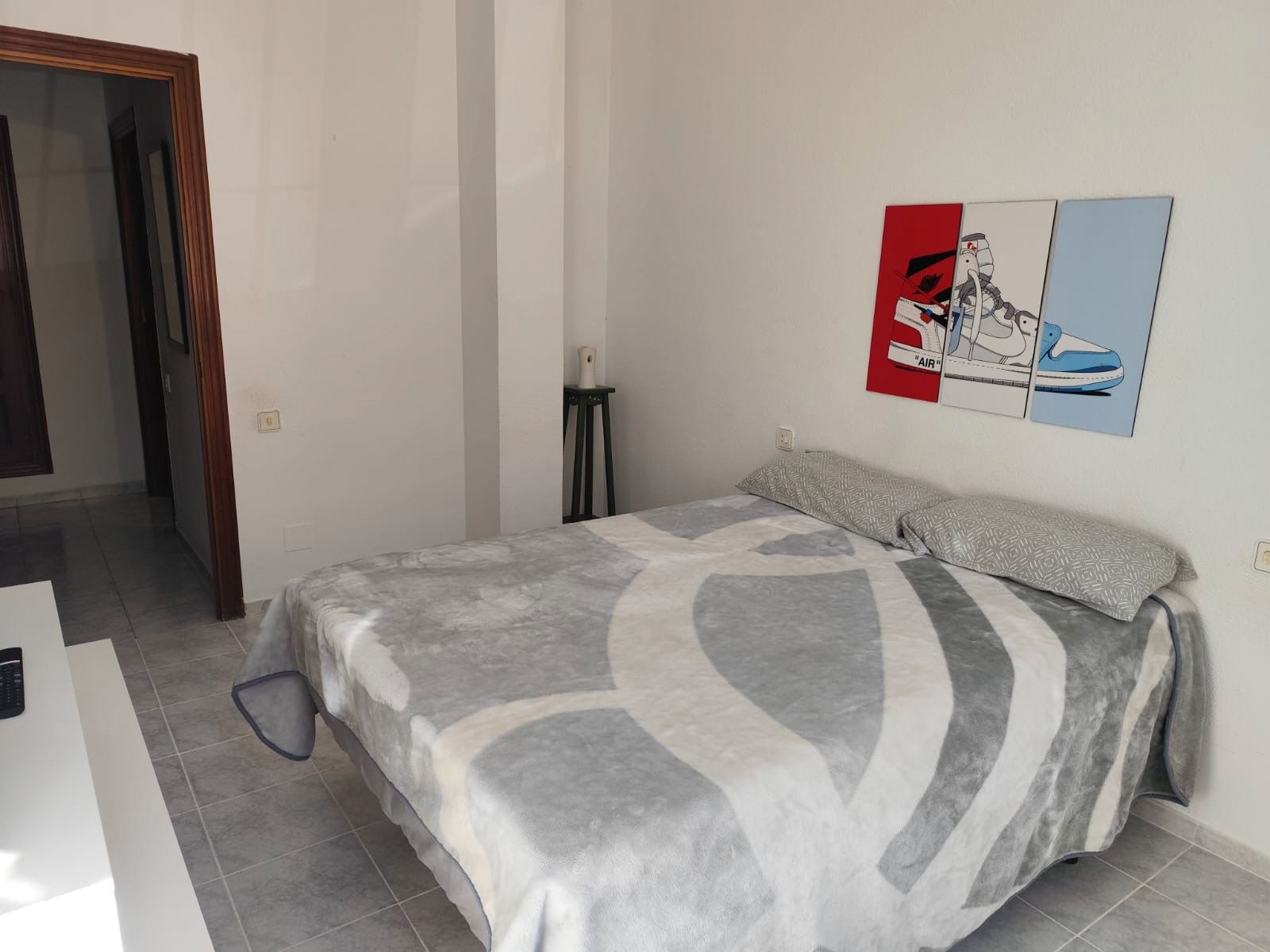 Dormitori de Pis en venda en  Almería Capital amb Calefacció i Moblat