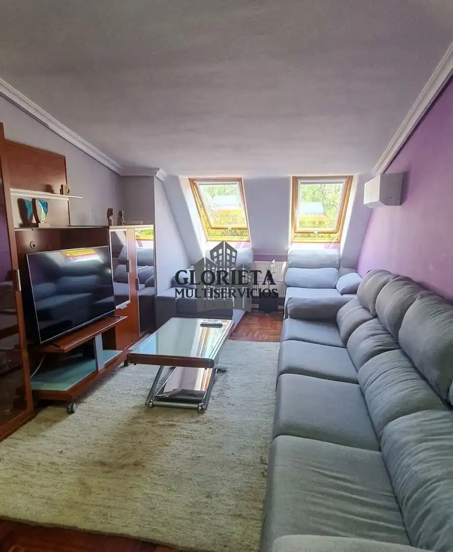 Wohnzimmer von Dachboden zum Verkauf in Vigo  mit Klimaanlage, Heizung und Parkett