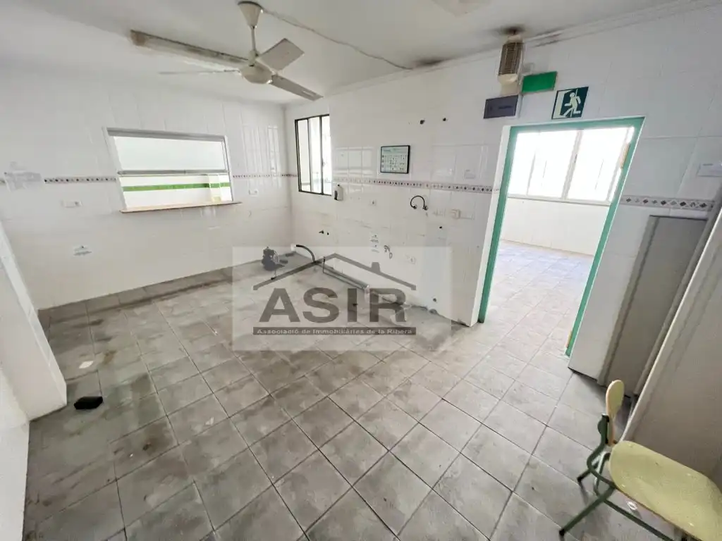 Cocina de Edificio en venta en Alzira