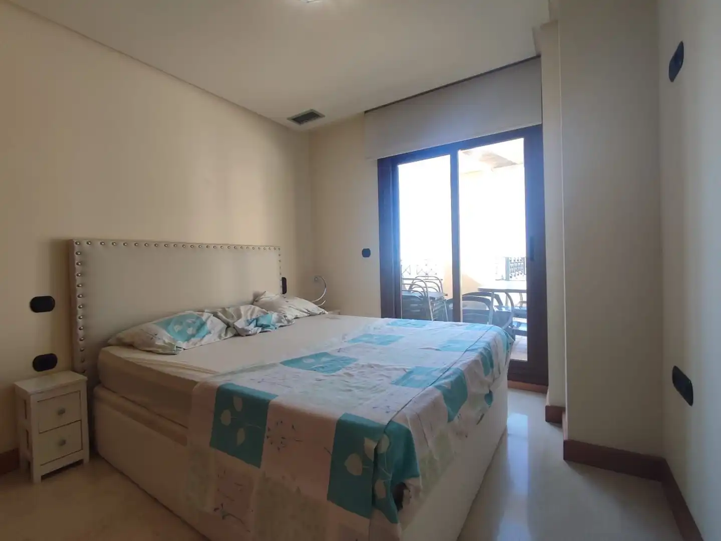 Schlafzimmer von Dachboden zur Miete in Guardamar del Segura mit Klimaanlage, Heizung und Terrasse