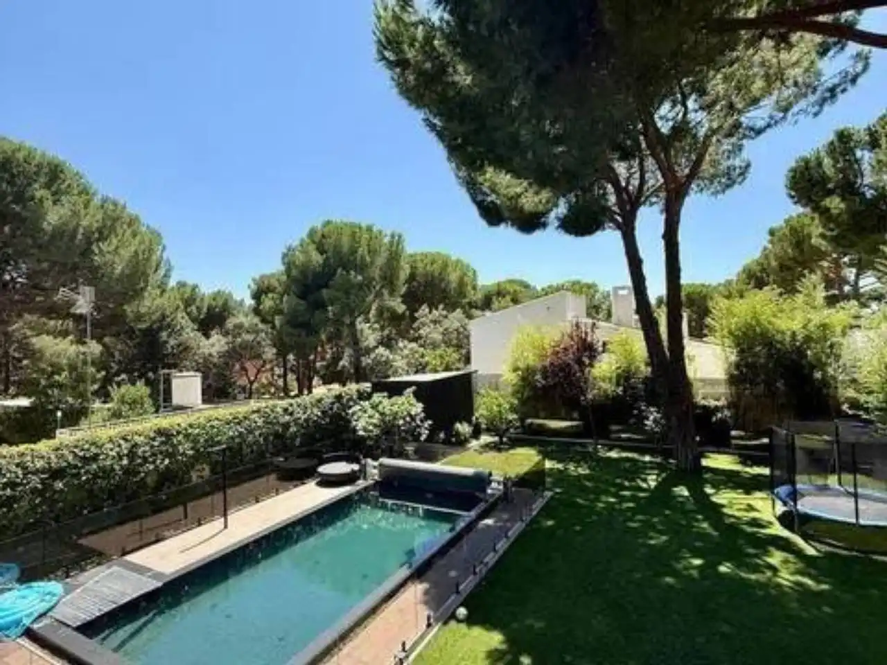 Jardí de Casa o xalet de lloguer en Pozuelo de Alarcón amb Aire condicionat, Calefacció i Jardí privat