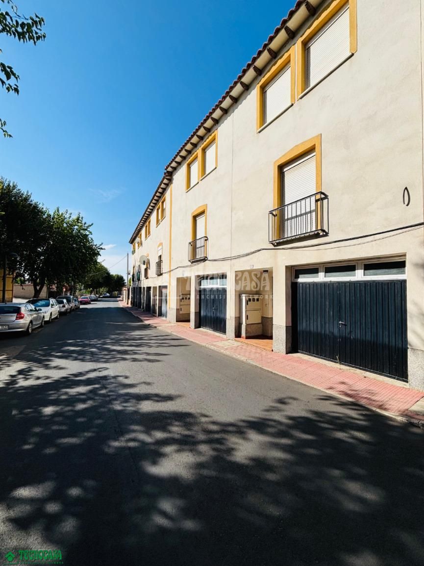 Casa adosada en venta