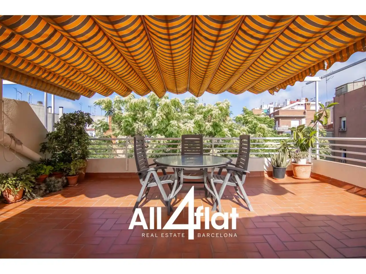 Terrace of Duplexes for rent in Barcelona  with Air Conditioner, Heating and Terrace
