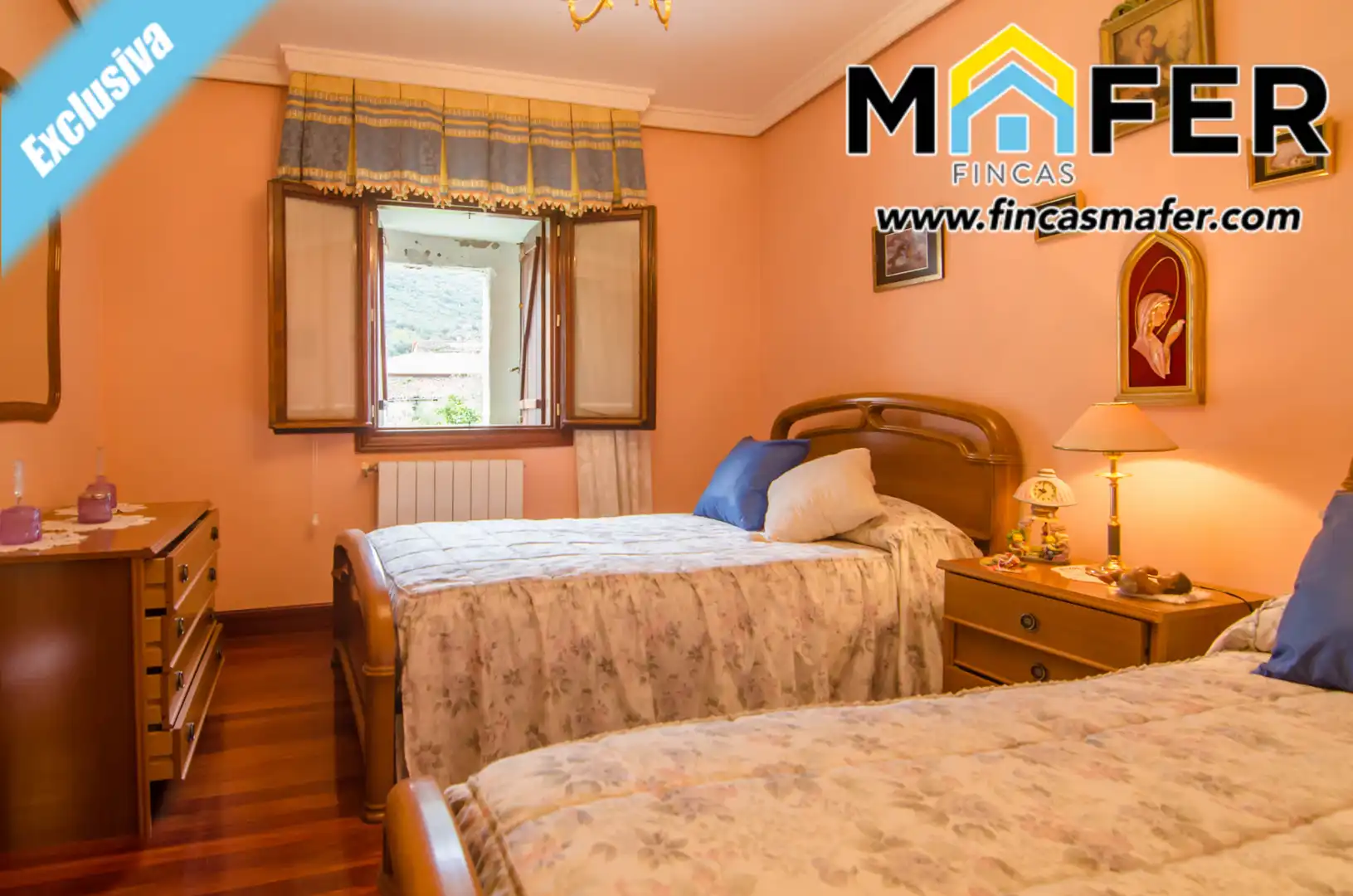 Habitación de Casa adosada en venta en Ruesga con Calefacción, Parquet y Balcón
