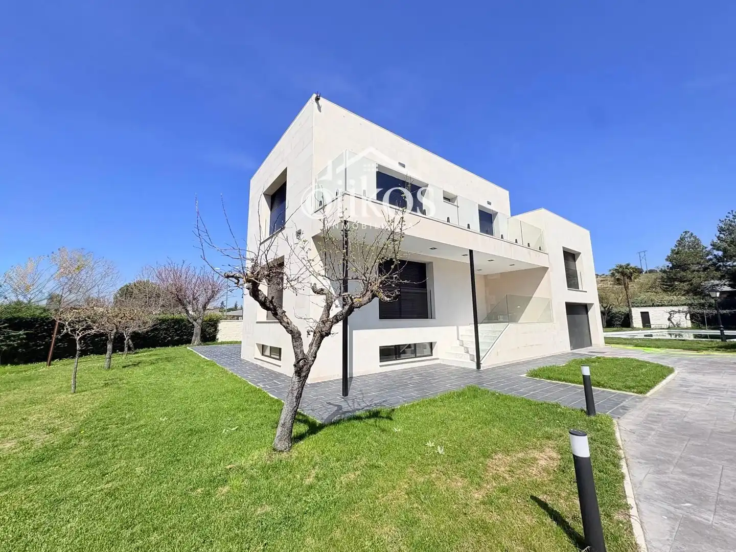 Chalet con terraza en venta en Villamayor, imagen 3