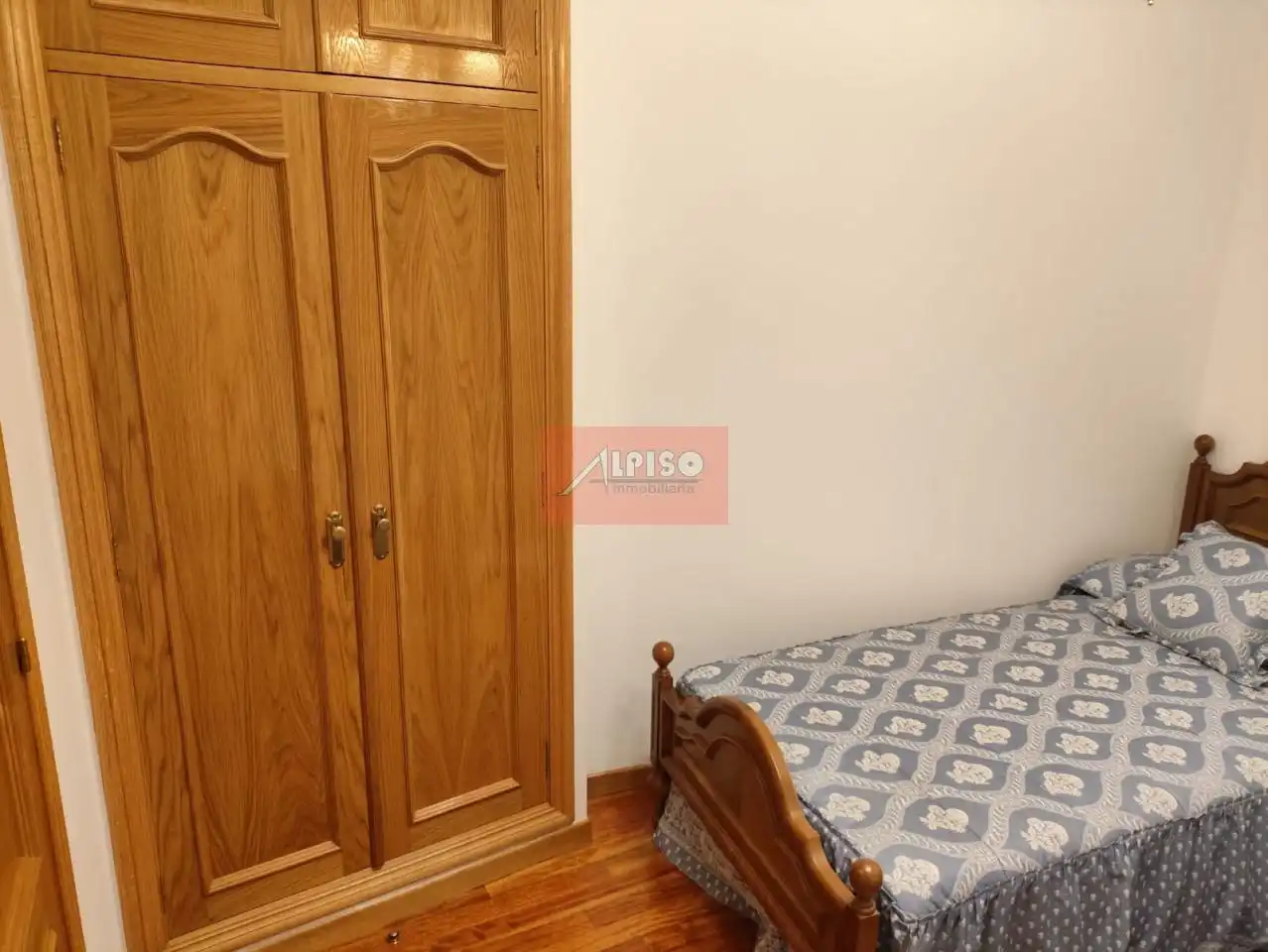 Schlafzimmer von Wohnungen zur Miete in Ourense Capital  mit Heizung und Möbliert