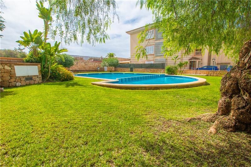 Piscina de Pis en venda en Llucmajor amb Aire condicionat, Terrassa i Traster