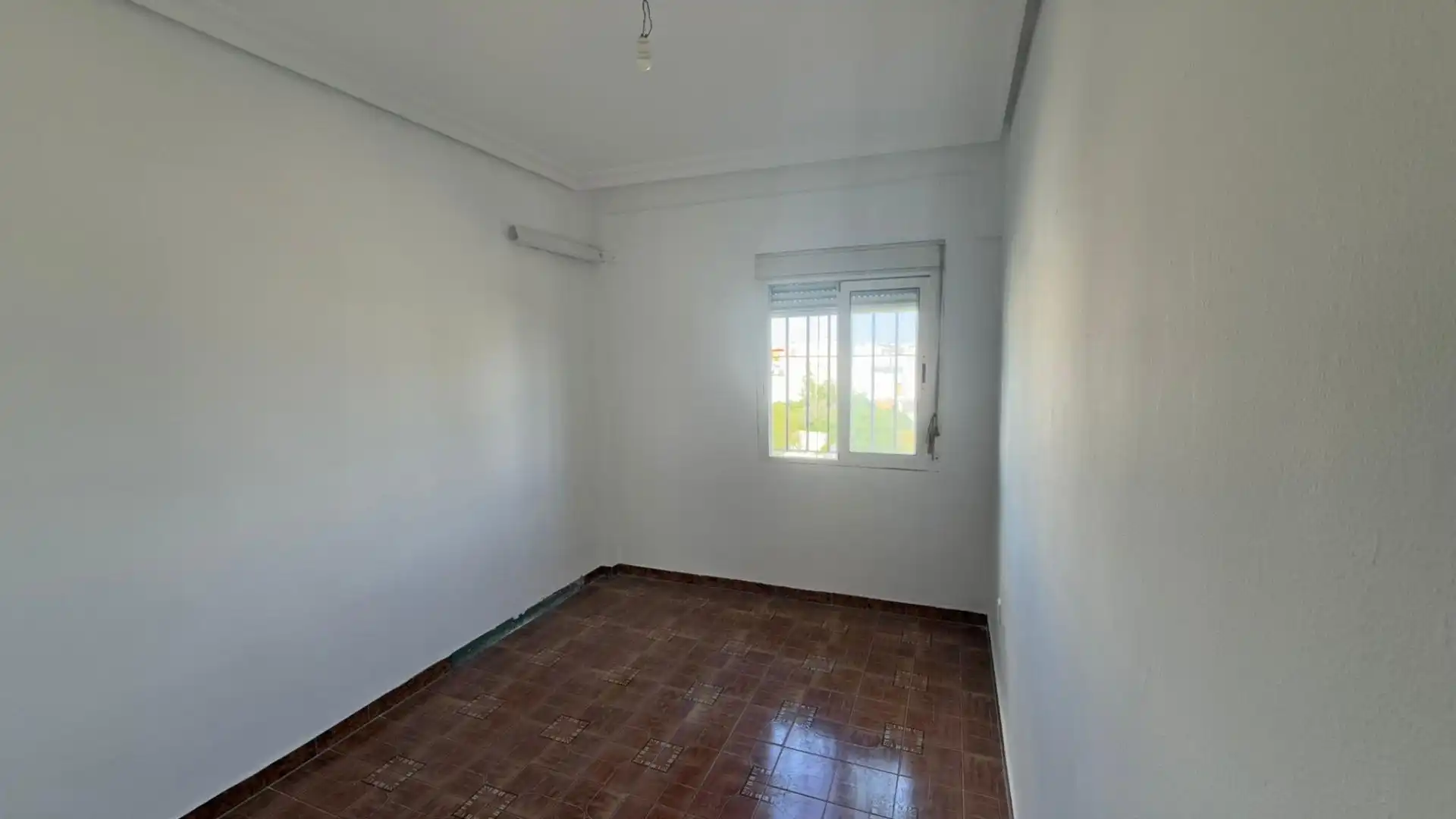 Habitación de Piso en venta en Sevilla con Aire acondicionado y Terraza