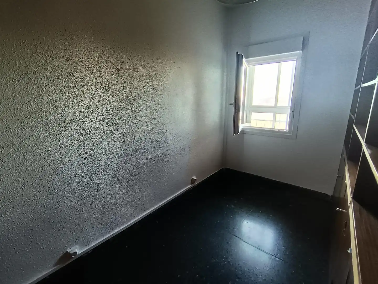 Habitación de Piso de alquiler en Valladolid con Calefacción, Parquet y Terraza