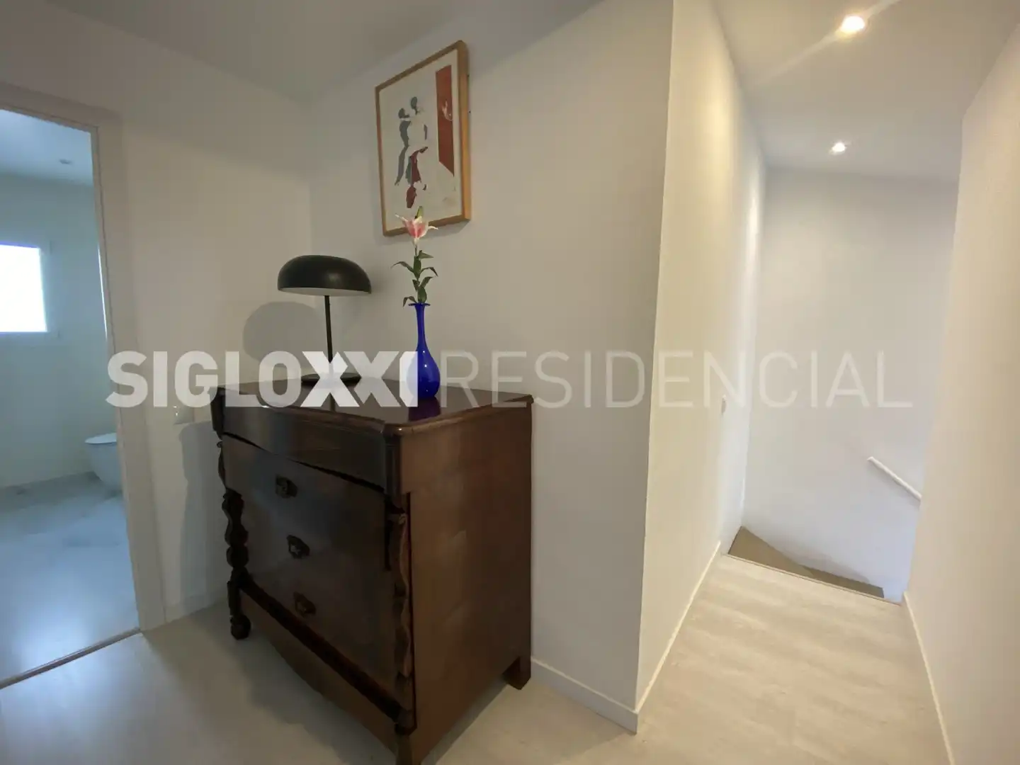 Maisonette zum Verkauf in Barcelona mit Klimaanlage, Heizung und Möbliert