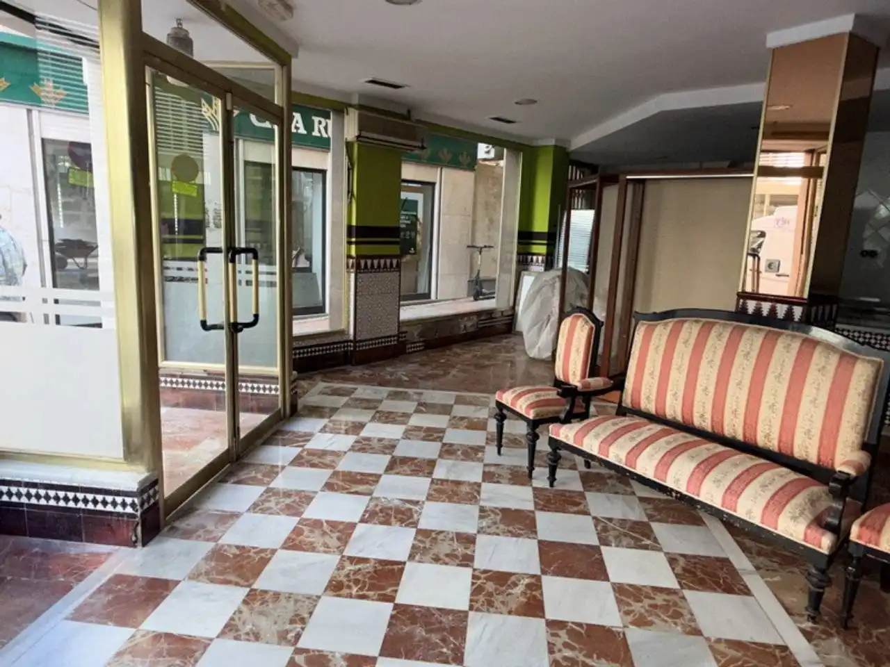 Business premises for sale in Avenida Cala 1, imagen 3