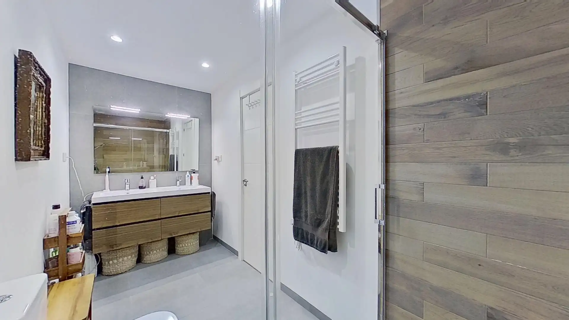 Baño de Piso en venta en Málaga con Aire acondicionado, Terraza y Amueblado