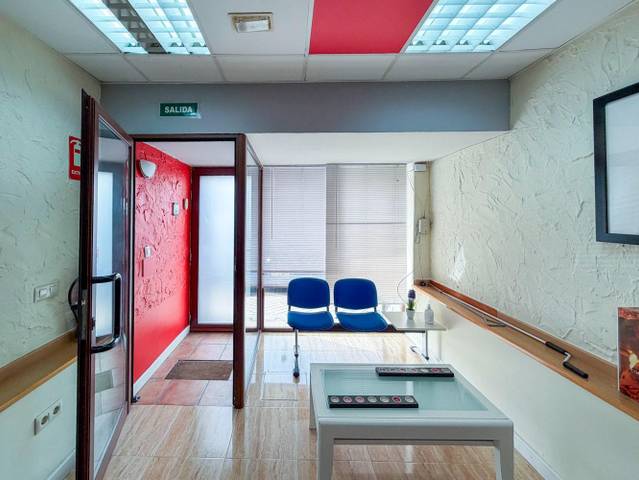 Oficina en Venta en Calle de Nuestra Señora de la Luz en Vista Alegre