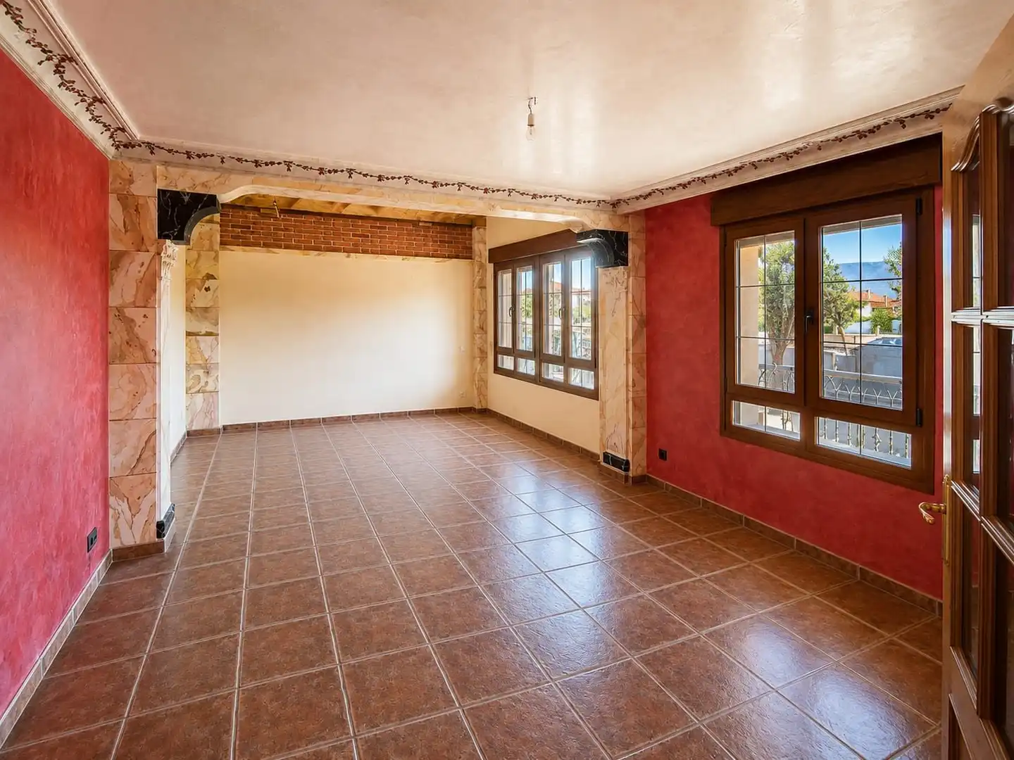 Sala de estar de Casa o chalet en venta en Villarcayo de Merindad de Castilla la Vieja con Jardín privado y Balcón