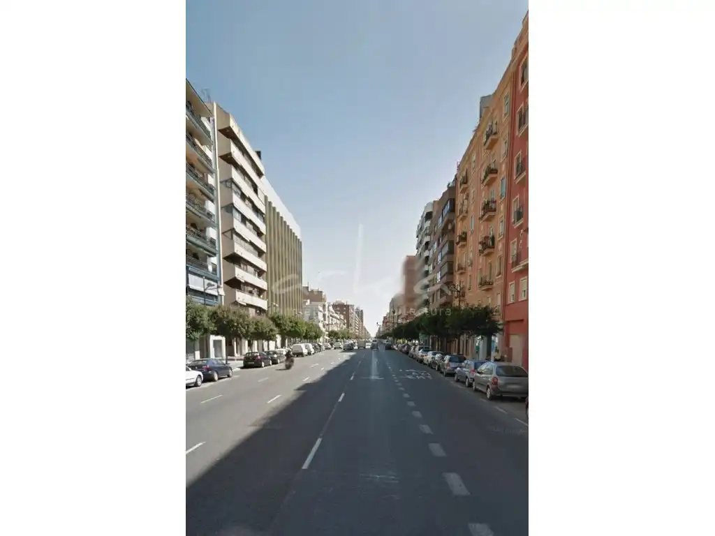 Piso con ascensor en venta en El Pla del Real, imagen 2