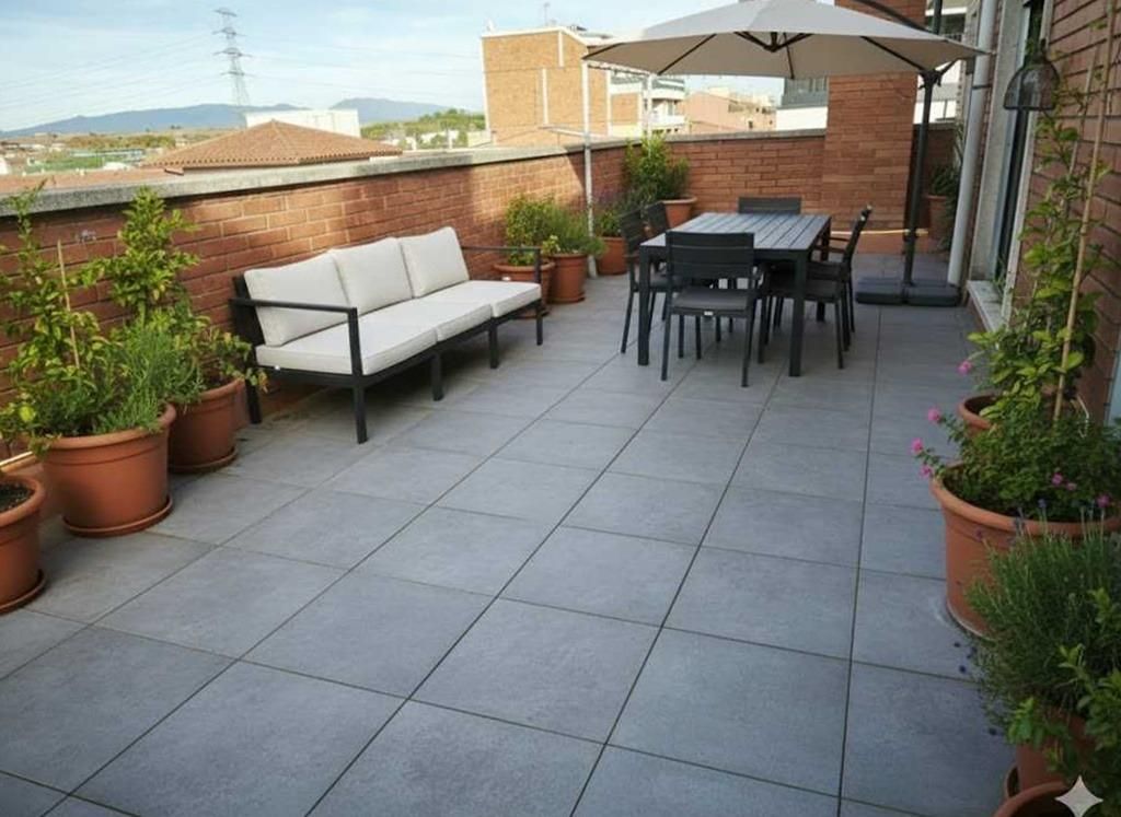 Terrassa de Dúplex en venda en Santa Perpètua de Mogoda amb Aire condicionat, Calefacció i Terrassa