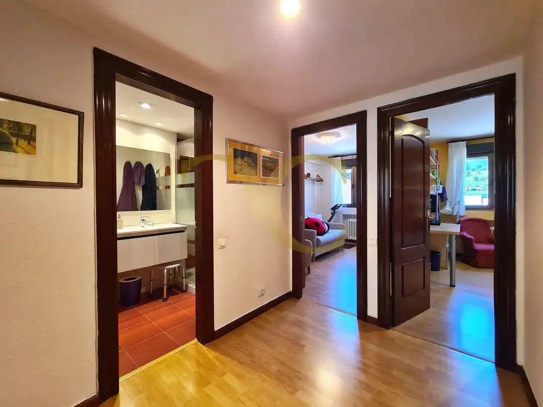 Flat for sale in Oviedo   with Heating