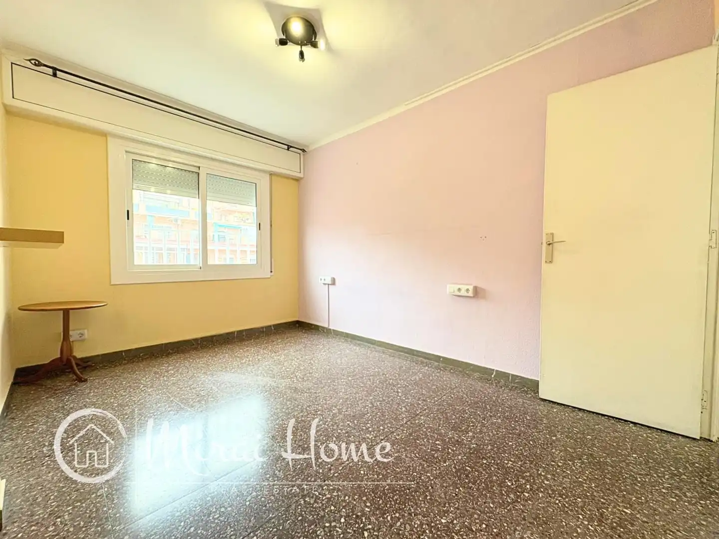 Vista exterior de Piso en venta en Granollers con Aire acondicionado y Balcón