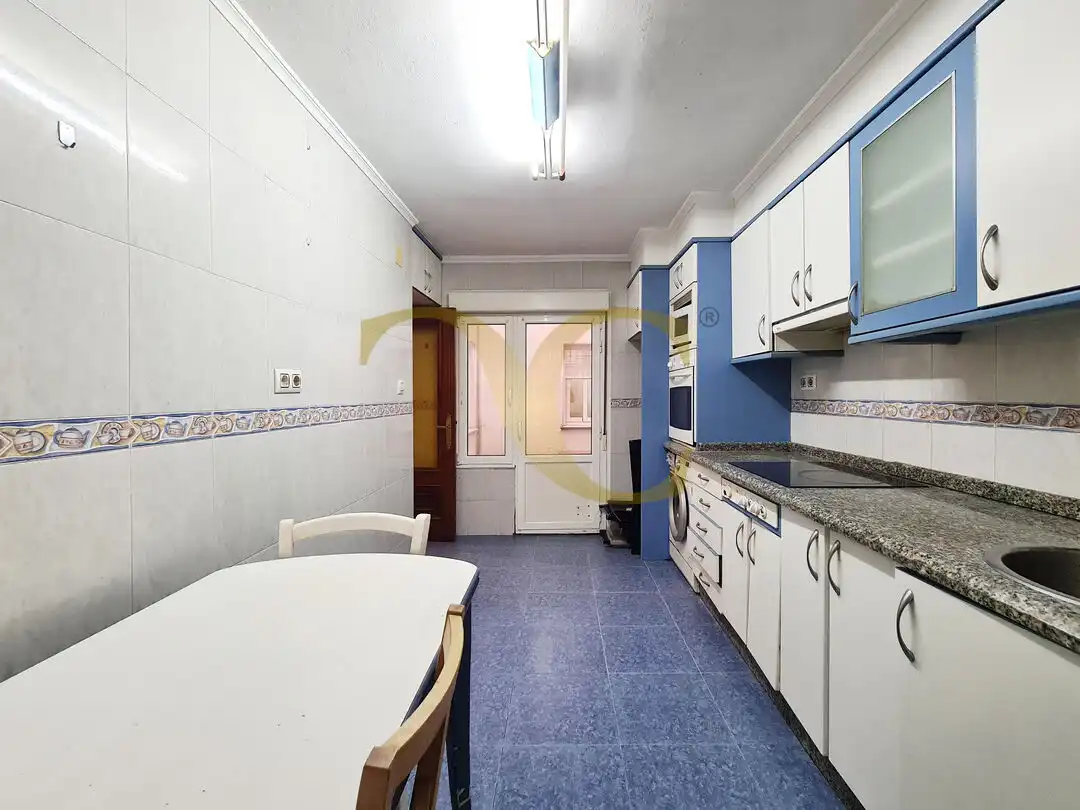Pis en venda a Calle Aureliano San Román, Milán - Pumarín