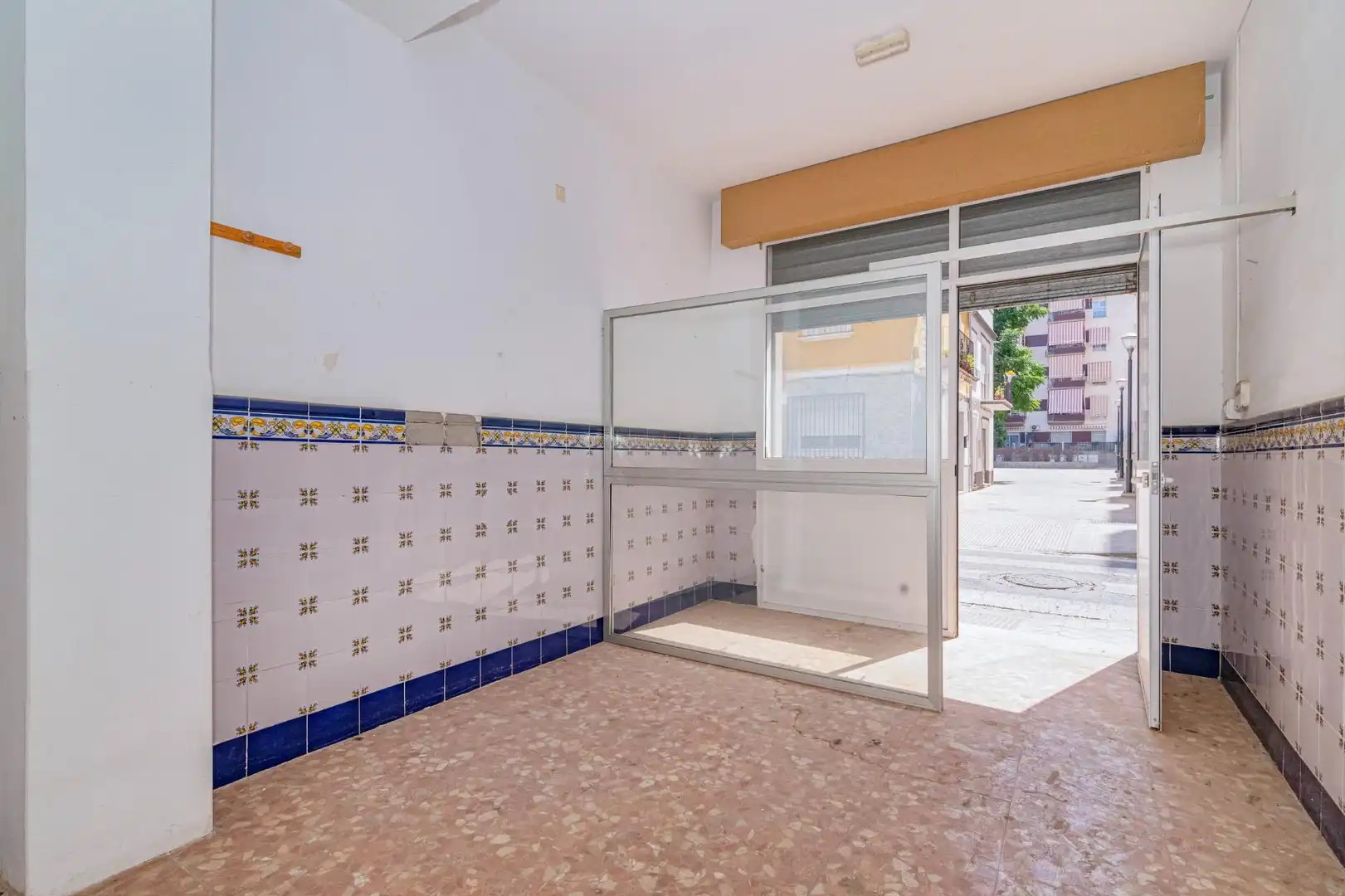 Haus oder Chalet zum Verkauf in Granada mit Terrasse und Balkon