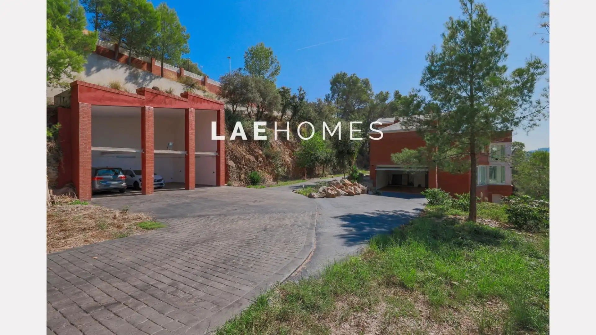 Exterior view of Houses for rent in Corbera de Llobregat  with Air Conditioner, Private garden and Terrace