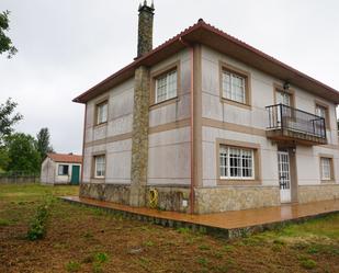 Außenansicht von Haus oder Chalet zum verkauf in Agolada