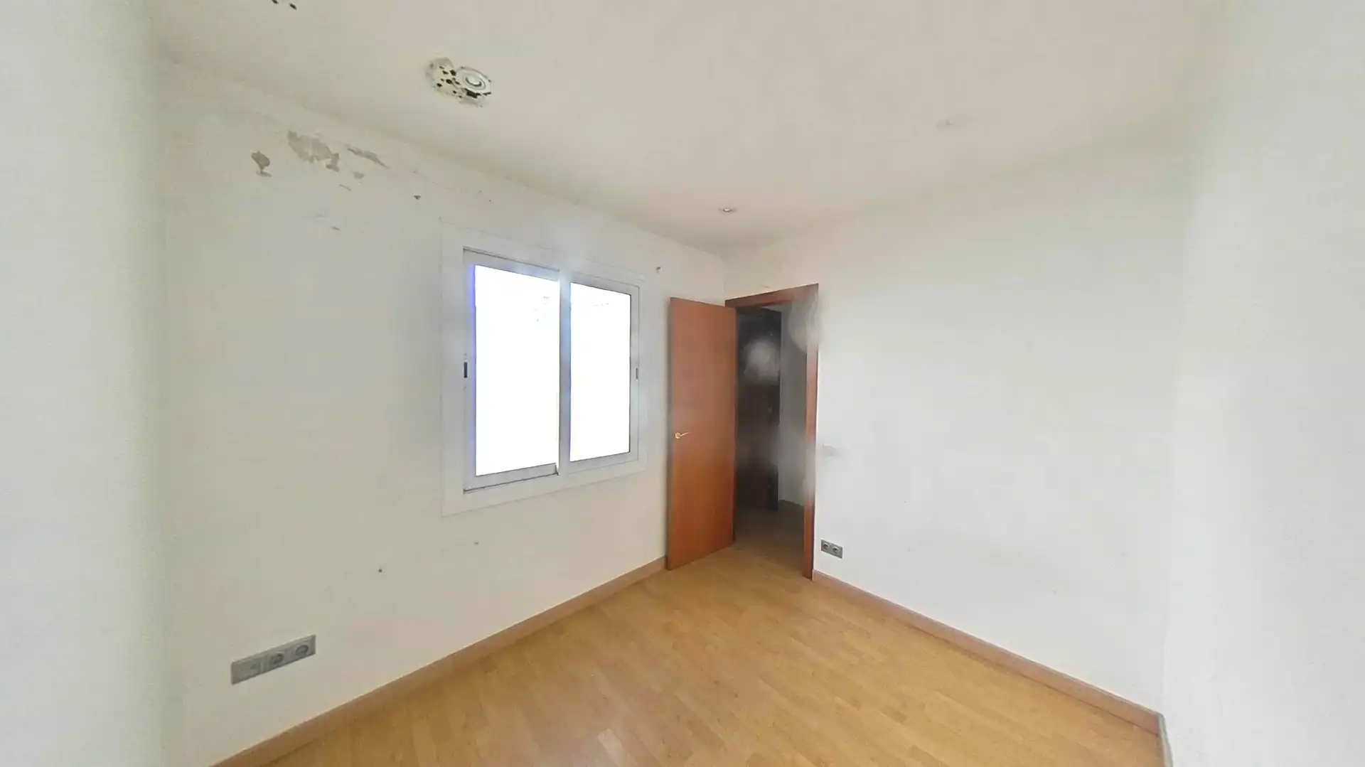 Schlafzimmer von Wohnung zum Verkauf in Artesa de Segre mit Parkett und Balkon